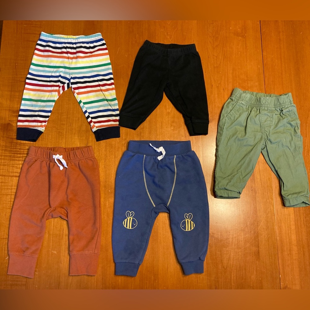 Lot of 5 pairs of baby pants, sizes 6-12 months